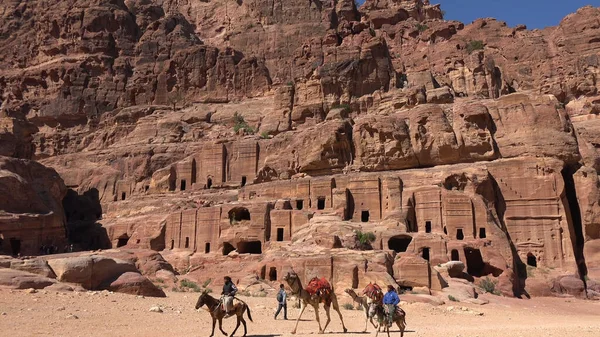 Fasadgatan Petra Jordanien Världsarv — Stockfoto