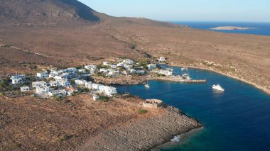 Ege Denizi 'nde bir ada olan Kitira, Afrodit' in ana tarikat merkezlerinden biri olarak kabul ediliyor.