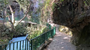 Duden Şelaleleri - Antalya ilinin Antalya ilçesinde bir şelale şelalesi