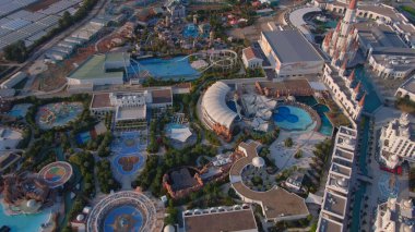 Efsaneler Diyarı eğlence parkı, Türkiye ve Antalya