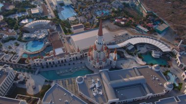 Efsaneler Diyarı eğlence parkı, Türkiye ve Antalya