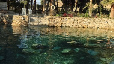 Herapolis, Türkiye 'nin en ünlü termal kaplıcası.