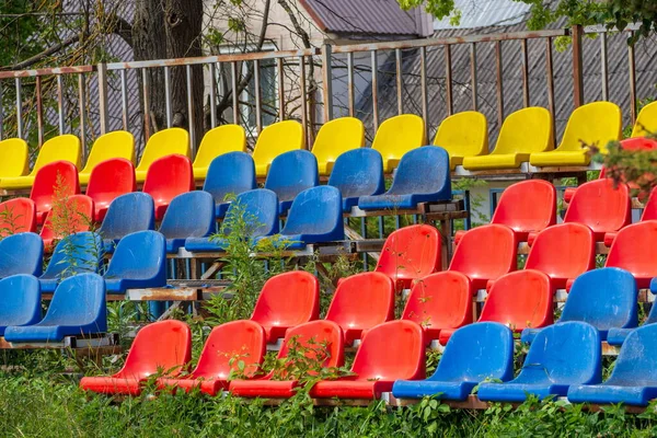 Egy Stadion Töredéke Egy Vidéki Városban Egy Vidéki Területen — Stock Fotó