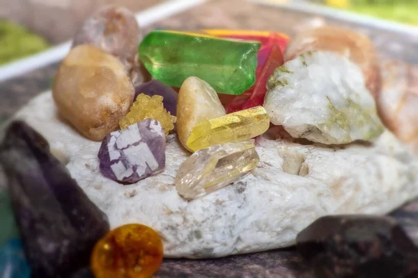 Pietre Ciottoli Gemme Semi Preziose Cristalline Minerali Multicolori Utili Naturali — Foto Stock