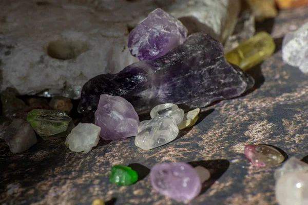 Piedras Guijarros Gemas Semi Preciosas Cristalinas Minerales Multicolores Útiles Naturales —  Fotos de Stock