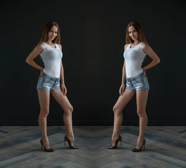 Mirrored Shot Slim Blonde Young Woman Wearing Top Shorts Posing — Φωτογραφία Αρχείου