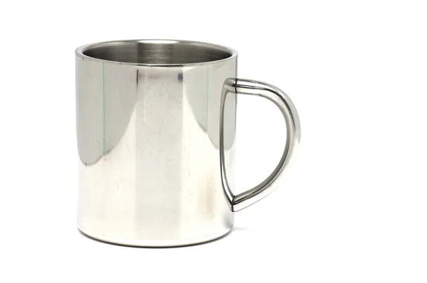 Närbild Silver Metall Aluminium Isolerad Mugg Med Handtag Vit Bakgrund — Stockfoto