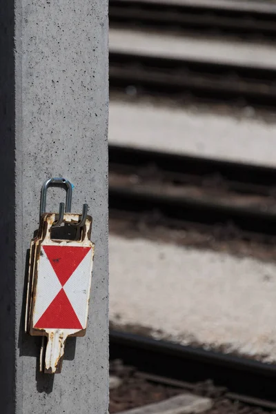 Señales Señales Metálicas Primer Plano Paneles Finales Del Tren Que — Foto de Stock