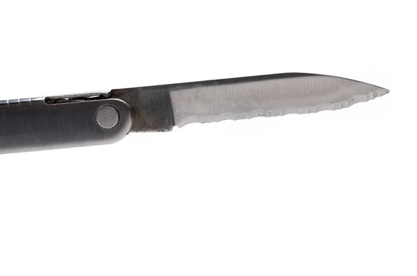 Nahaufnahme Eines Klappbaren Taschenmessers Mit Gezackter Klinge Auf Weißem Hintergrund — Stockfoto