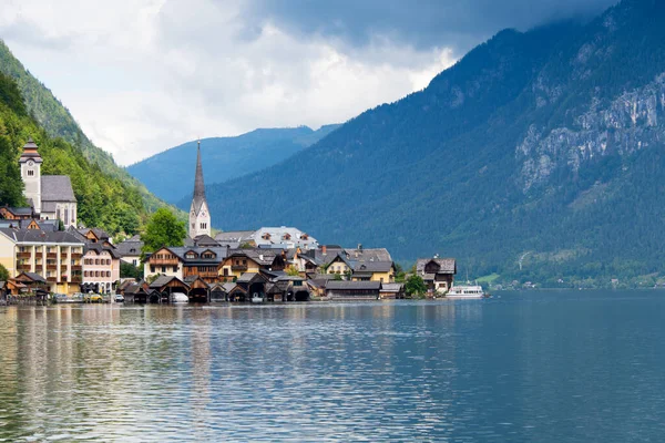 Totaal Uitzicht Hallstatt Wereldberoemde Oostenrijkse Bovenstad Salzkammergut Oostenrijk Met Kerk — Stockfoto