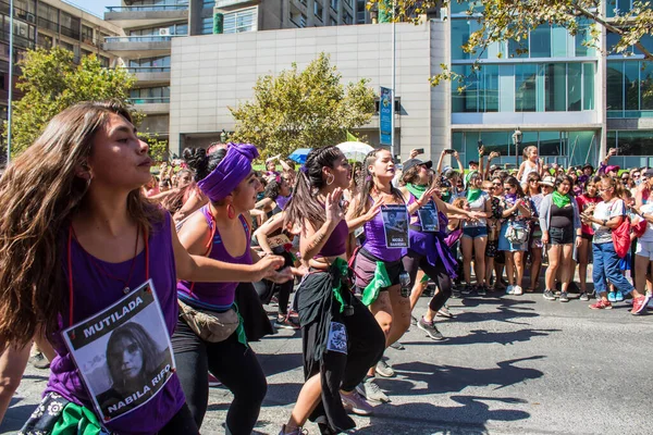 Mujeres Bailando Día Internacional Mujer Strike Santiago Chile Mar 2020 — Foto de Stock