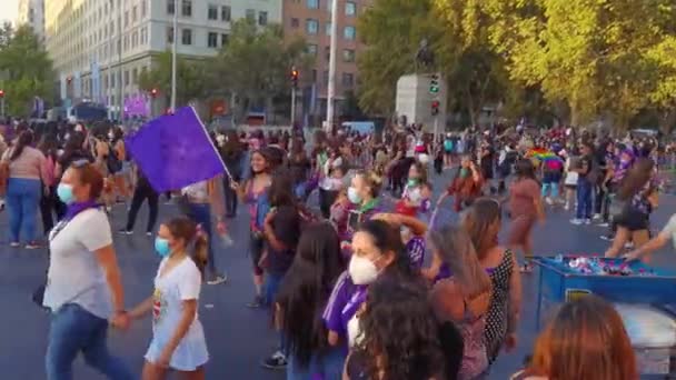 Womens March Front Presidential Palace Santiago Chile Mar 2022 High — Stockvideo