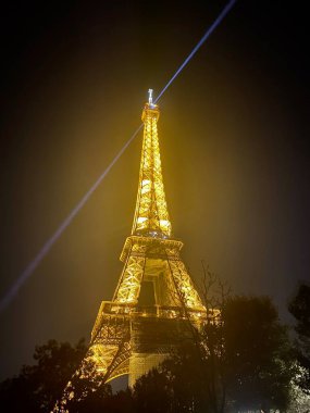 Gece Eyfel Kulesi