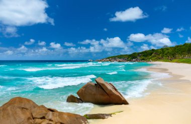 Petite Anse - Seyşeller 'in en güzel plajlarından biri. La Digue Adası, Seyşeller