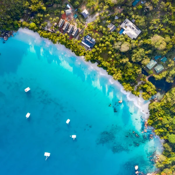 Vue Aérienne De La Plage De L'anse Latium, Praslin, Seychelles Images De Stock Libres De Droits