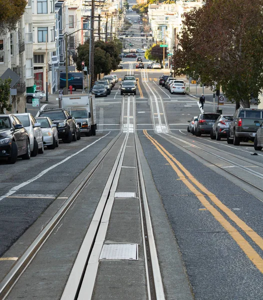 カリフォルニア州サンフランシスコ 2022年2月25日 サンフランシスコのケーブルカー鉄道の街並 — ストック写真