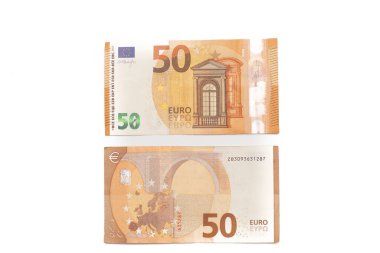 50 Euro 'luk banknotlar, ön ve arka manzara. Beyaz arkaplanda izole.