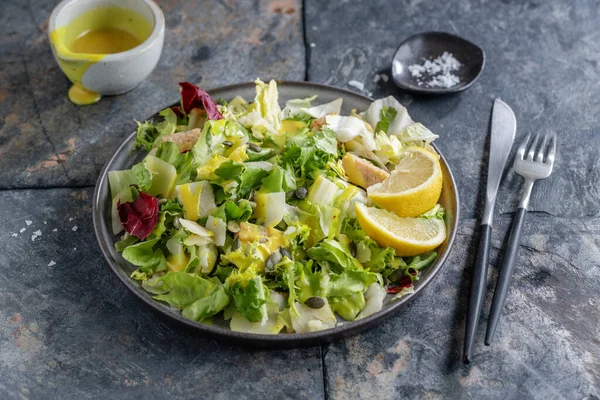 Salad Chicken Chunks Served Plate Closeup — Fotografia de Stock