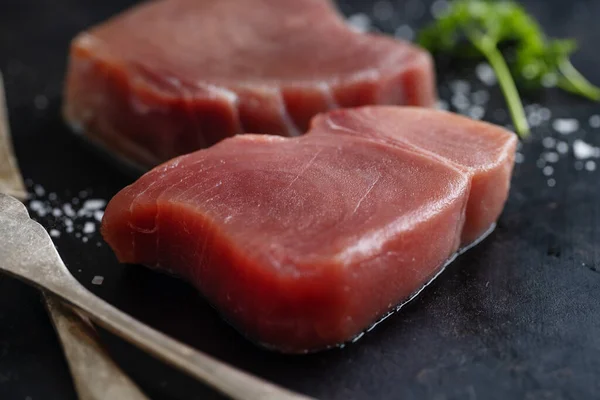 Raw Tuna Slices Salt Dark Background — Photo