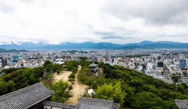 Matsuyama Şatosunun güzelliği