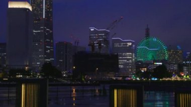 Yokohama 'da yağmurlu bir gün