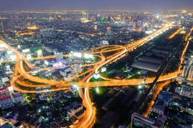 Bangkok 'ta şehir gece manzarası