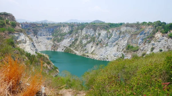 Terk edilmiş Maden Kanyonu