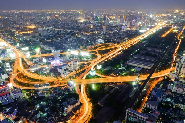Bangkok 'ta şehir gece manzarası
