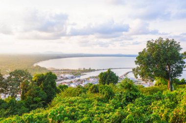 Mutsea Dağı 'nın Chomphon bölgesindeki bakış açısı, Tayland, gün batımı