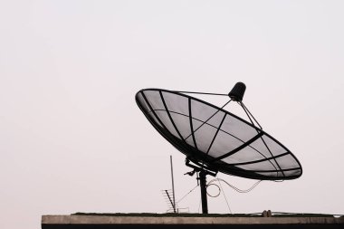 Büyük Kara Uydu Çanağı izole edildi