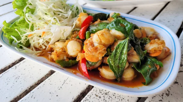 Tayland Mutfağı Baharatlı Kızarmış Midye — Stok fotoğraf