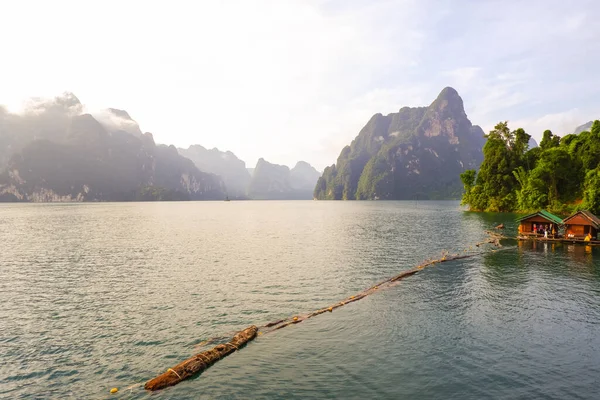 Kilátás Pont Mountain Úszó Cheow Lan Dam Khao Sok Nemzeti — Stock Fotó