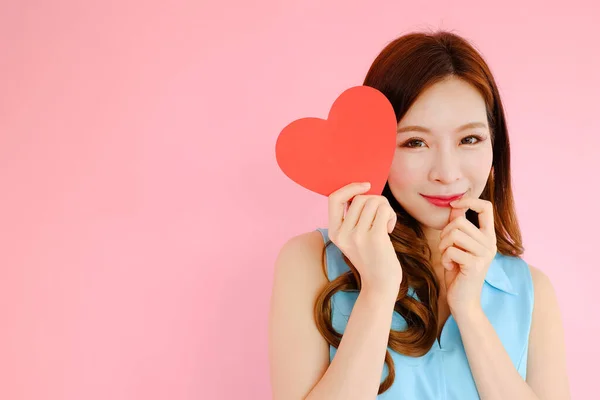Retrato Bonito Ásia Mulher Rosa Fundo Valentine Dia Amor Conceito — Fotografia de Stock