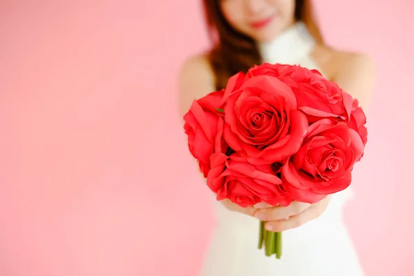 Portrait Beautiful Asian Woman Pink Background Red Flower Bouquet Holding — Stock Photo, Image