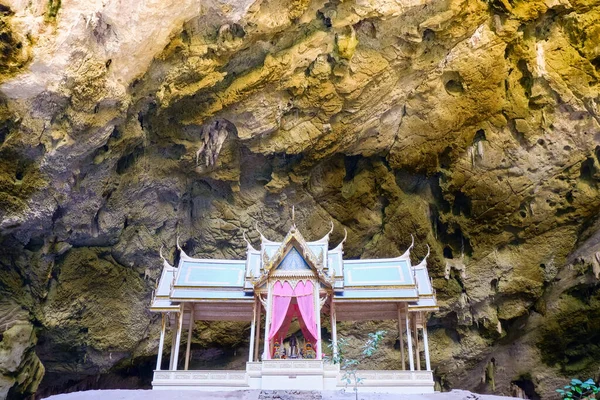 Padiglione Khuha Kharuehat Nella Grotta Phraya Nakhon Presso Parco Nazionale — Foto Stock