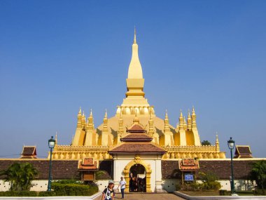 Laos 'taki güzel Pha Luang stupa