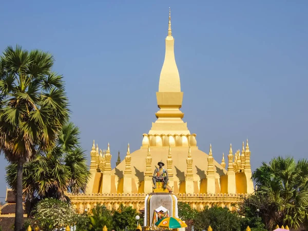 Красивая Ступа Пха Тхат Луанг Лаосе — стоковое фото