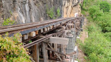 Kanchanaburi 'nin 2. Dünya Savaşı tarihi hattı Tayland' da