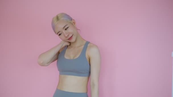 Charming Asian Woman Gym Fitness Pink Background — Stock Video