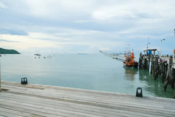 Astrak Kabur Dari Pandangan Langit Dan Laut — Stok Foto