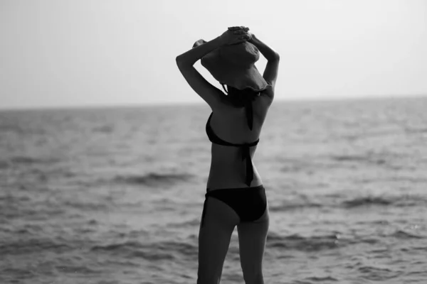 Portret Azjatyckie Kobieta Sexy Bikini Morze Szczęśliwy Życie Lato Sezon — Zdjęcie stockowe