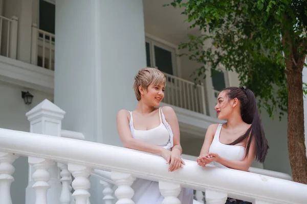 Deux Portrait Belles Femmes Asiatiques — Photo