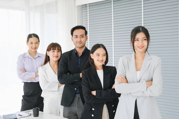 Negocio Asiático Seminario Reunión Grupo Empleados Una Sala Conferencias — Foto de Stock