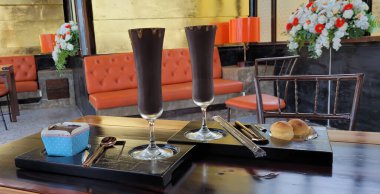 Masada buzlu çikolata