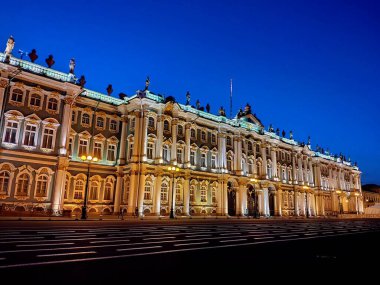 Gece inziva St. Petersburg