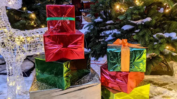 Árvore Natal Com Presentes — Fotografia de Stock