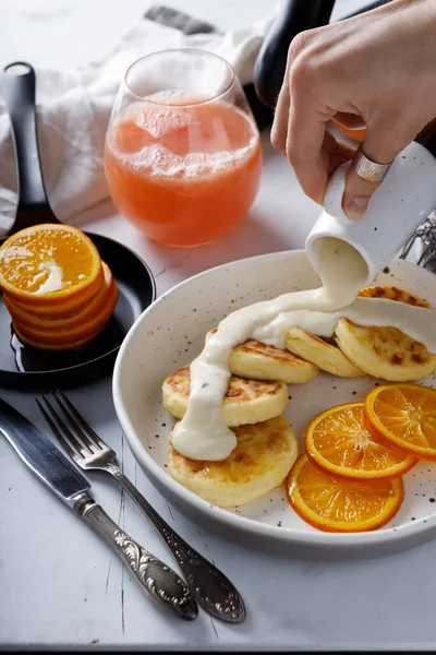 Cheesecakes Breakfast Custard Grapefruit Juice — Stock Photo, Image