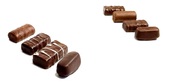 Chocolats Isolés Sur Fond Blanc — Photo