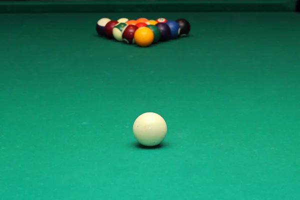 Billiard Balls Green Table White Ball Foreground — Stock Photo, Image