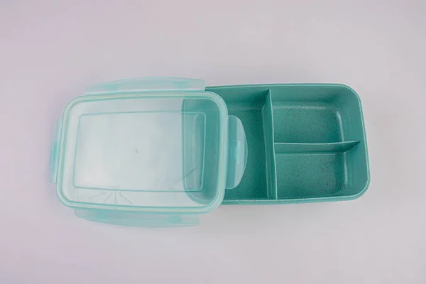 Leere Plastiklunchbox Auf Weißem Hintergrund Öffnen Stockfoto
